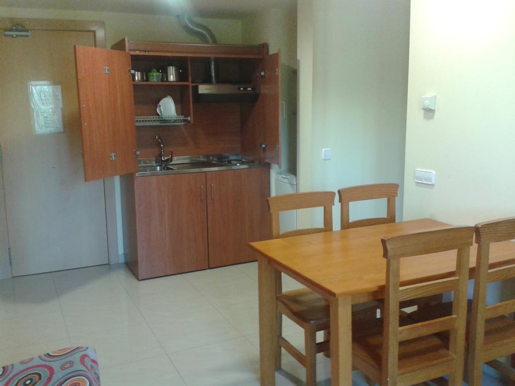 Apartamentos Fonda Finet Sant Feliu De Pallerols Exterior photo